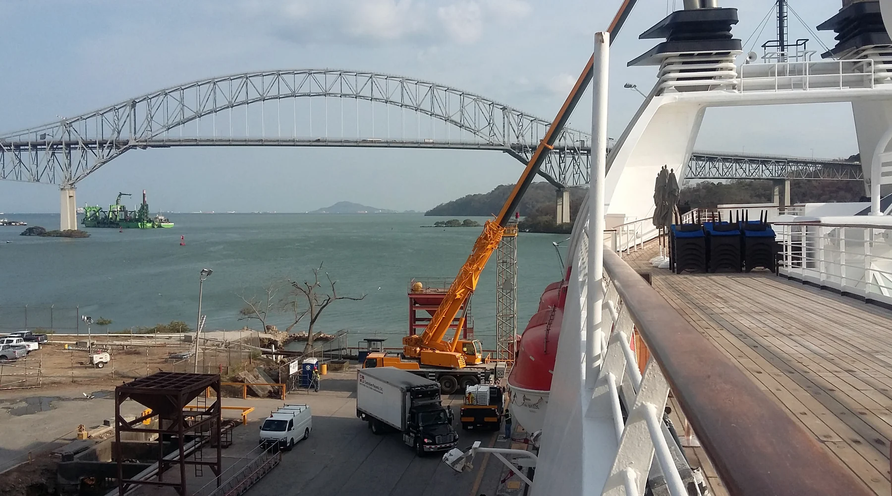 Bunkering and vessel service coordination in Panama
